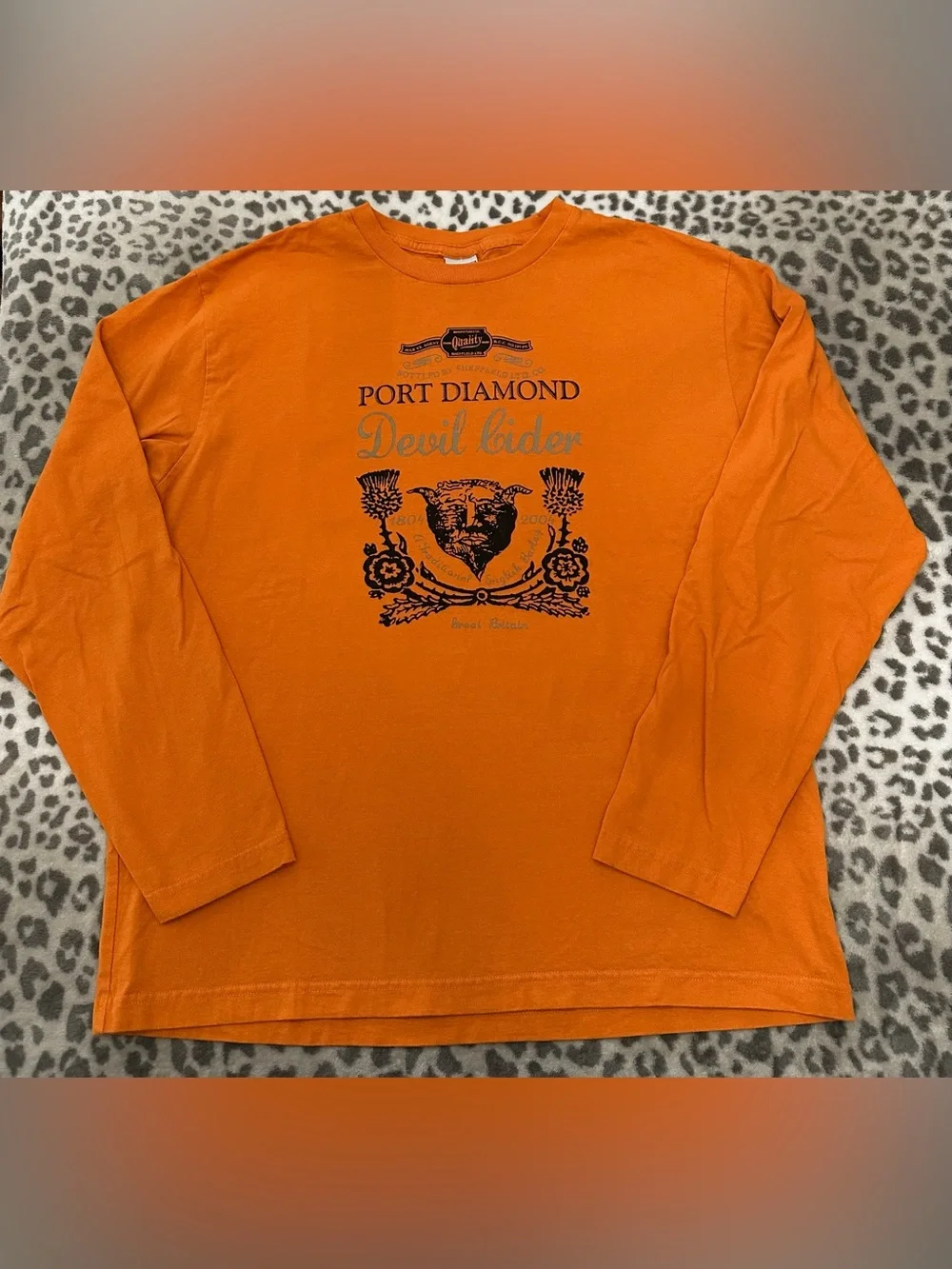Y2K Old Navy Graphic Long Sleeve T-Shirt in Orange Size Large Men’s